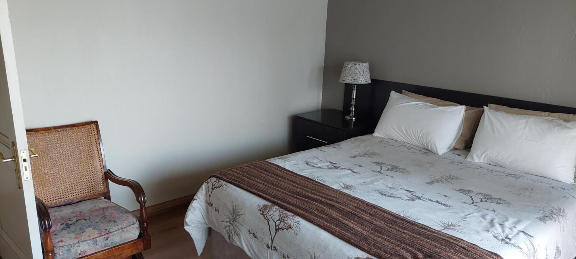 12 On Vaal Drive Guesthouse Vanderbijlpark Eksteriør billede